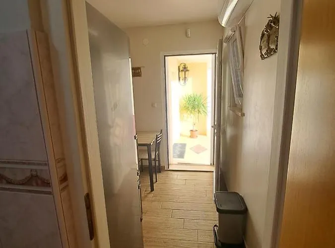 Apartman Aenona Nin