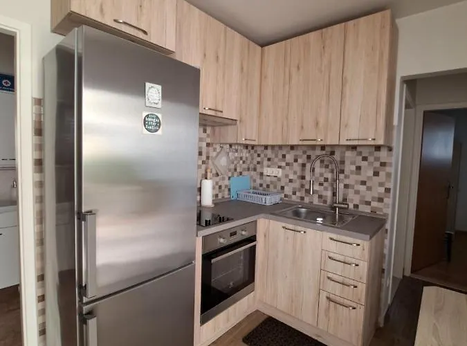 Apartman Aenona *