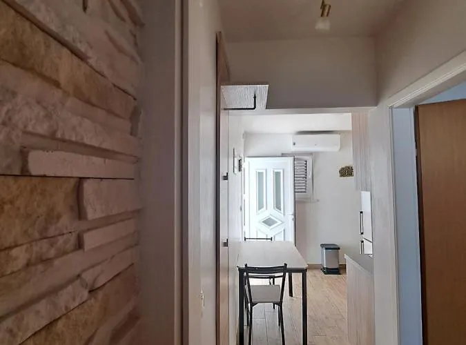 Apartman Aenona *